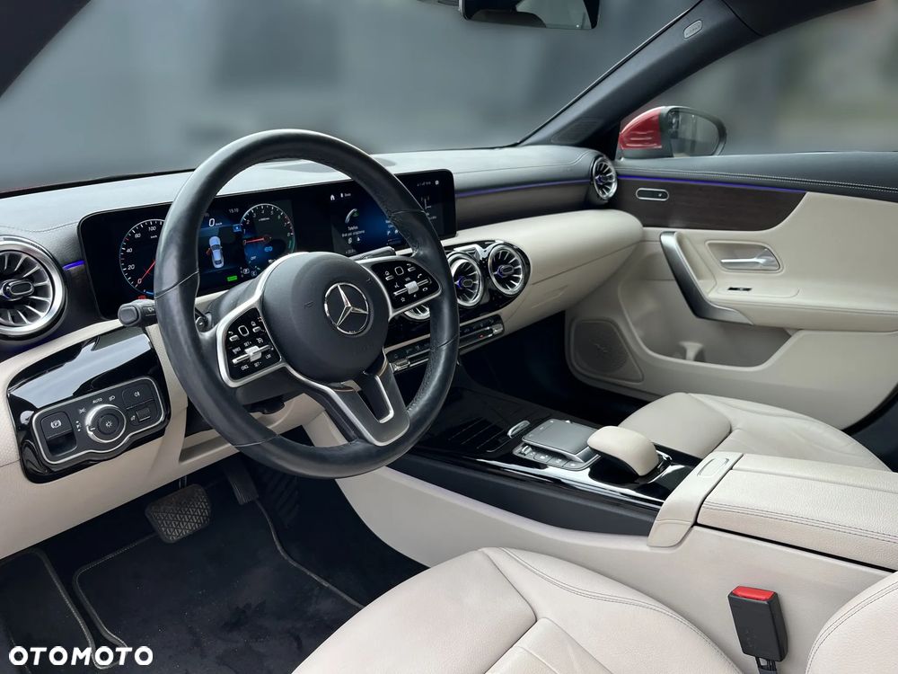 Mercedes-Benz CLA 250 e 8G-DCT Progressive - 8