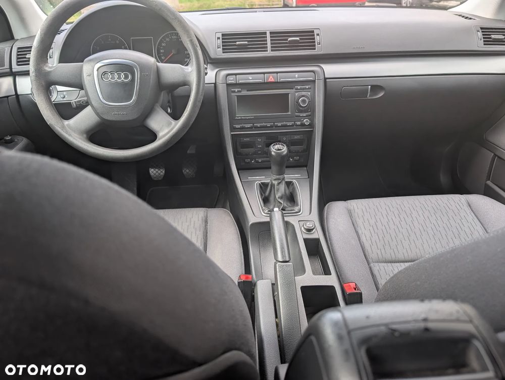 Audi A4 Avant - 8