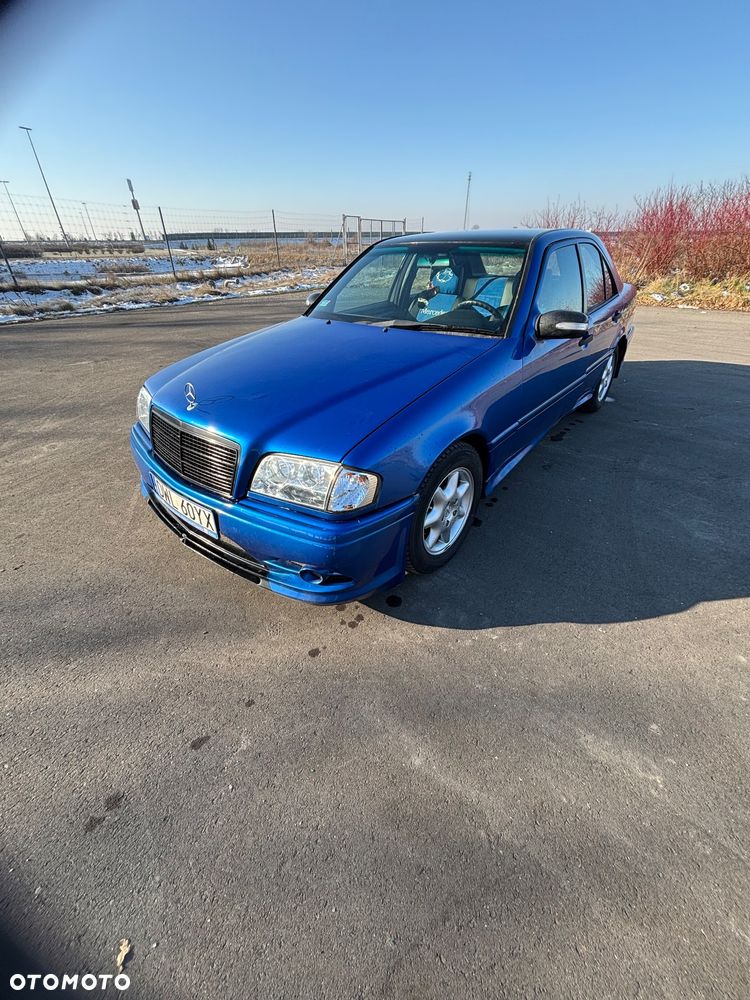 Mercedes-Benz Klasa C 220 T CDI Classic - 3