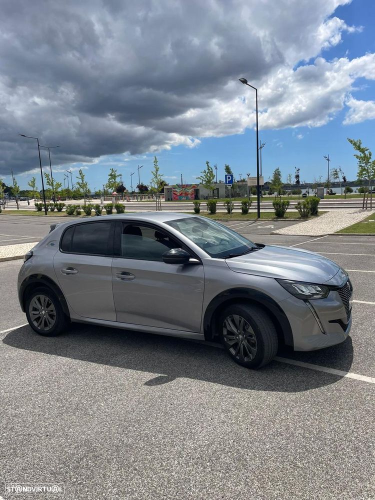 Peugeot e-208 50 kWh Allure - 3