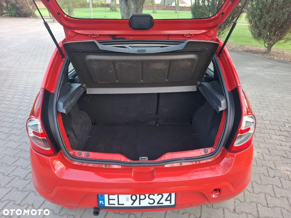 Dacia Sandero 1.6 MPI Laureate - 26