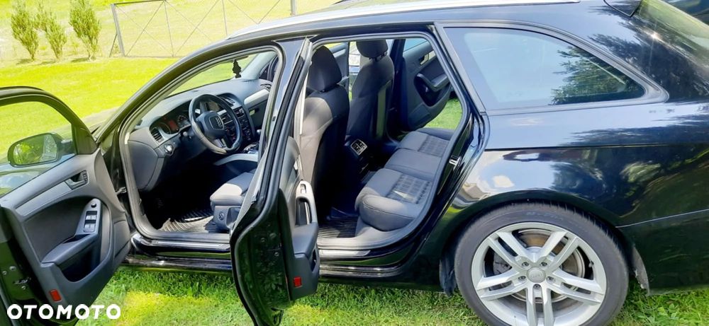 Audi A4 ver-avant-2-0-tdi-dpf-attraction - 13