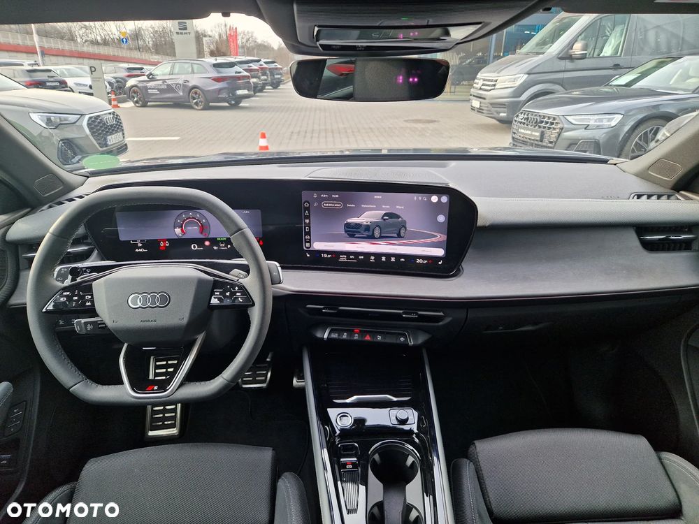 Audi Q3 Sportback - 13