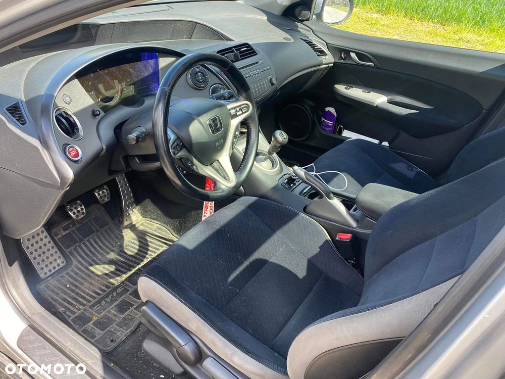 Honda Civic - 4