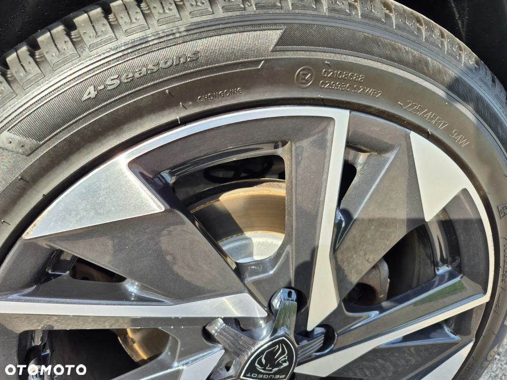 Peugeot 308 SW 1.5 BlueHDi Allure Pack S&S EAT8 - 23