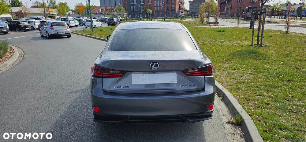 Lexus IS 300h Elegance - 40
