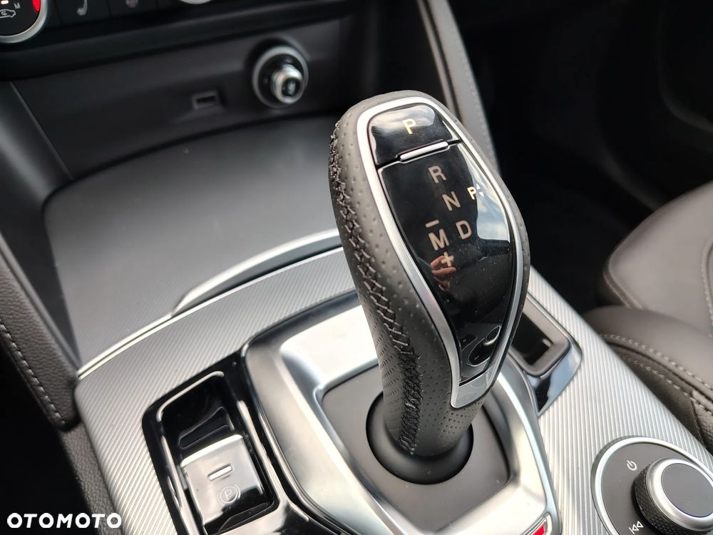 Alfa Romeo Stelvio 2.0 Turbo Veloce Q4 - 15