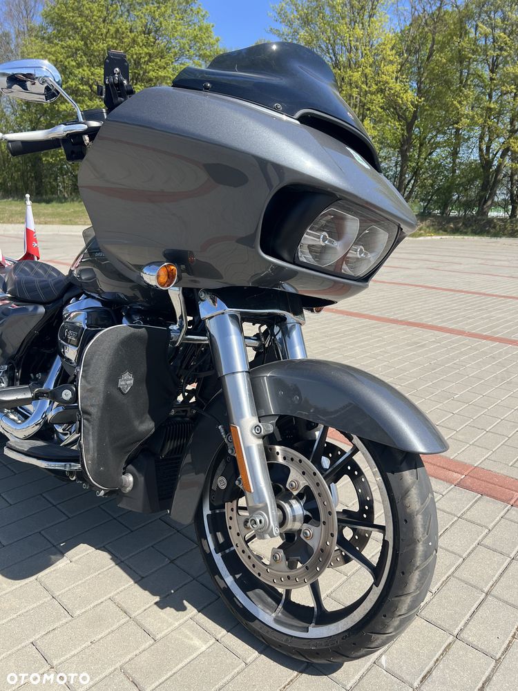Harley-Davidson Touring Road Glide - 5