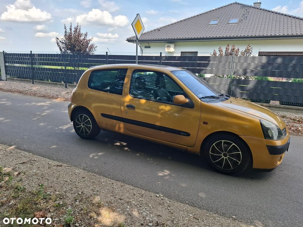 Renault Clio 1.2 16V Expression - 8