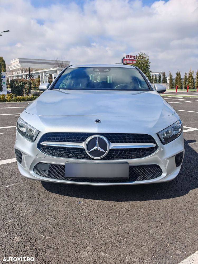 Mercedes-Benz A 250 e Sedan 8G-DCT Edition 2020 - 1