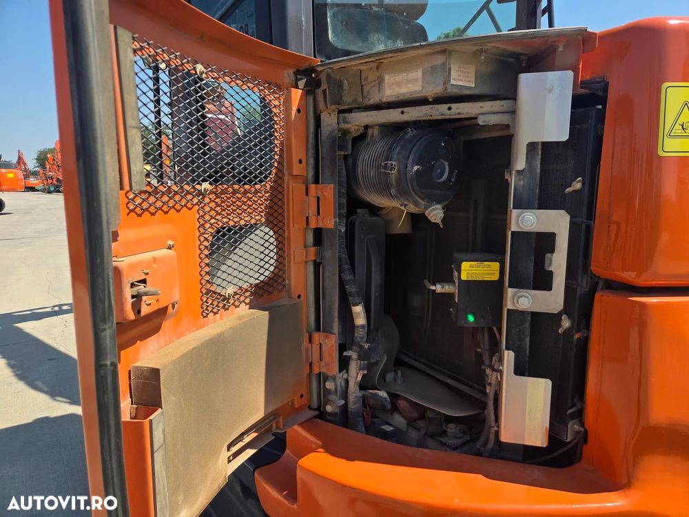Hitachi ZX85-6, 2022, 2.787h, CUPLA RAPIDA HIDRAULICA+3 cupe NOI, adanc sapare 5m, latime 2,3m, senile cauciuc 80% ok doar 444h deplasare, inst picon pe brate, aer cond, camera spate, scaun incalzit, LAMA NIVELARE, Masa 8,5t, leasing, PROMOTIE 62.900Eur+Tva - 24