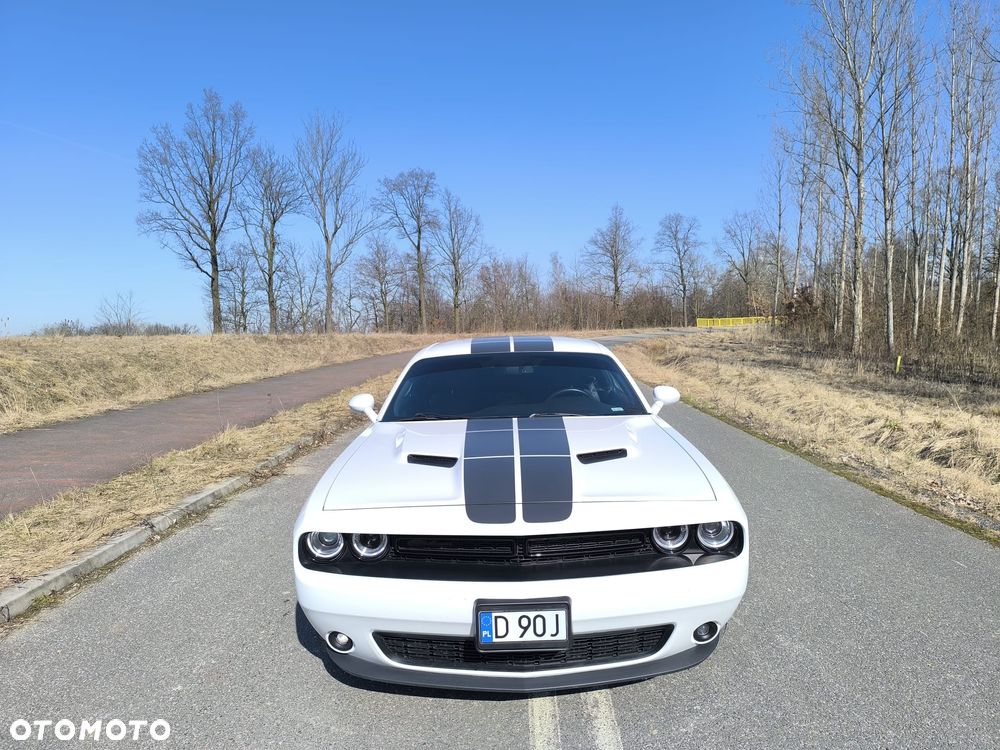 Dodge Challenger - 3