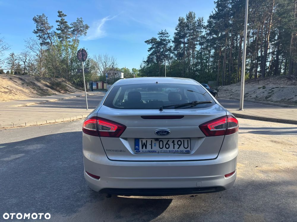Ford Mondeo 1.6 Ambiente - 3