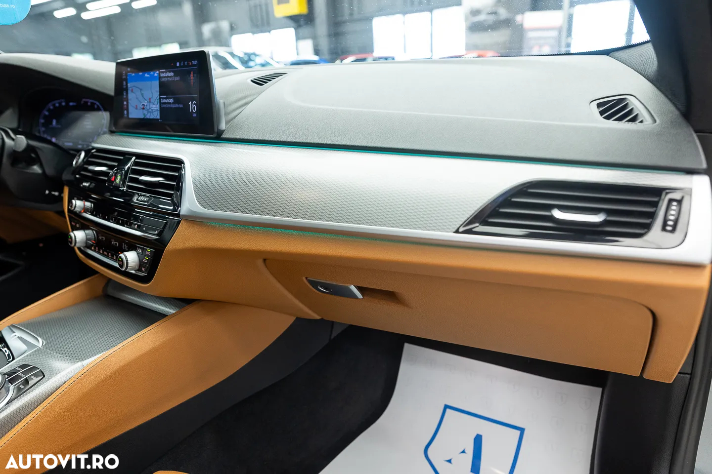 BMW Seria 5 530e Aut. M Sport Edition - 37