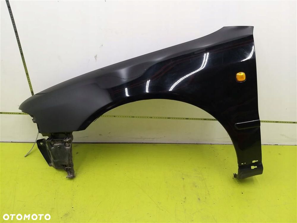 Błotnik przedni lewy Audi A4 B5 1,6 8v 1995-1999 R NR.LAK:LY9B Czarny - 4