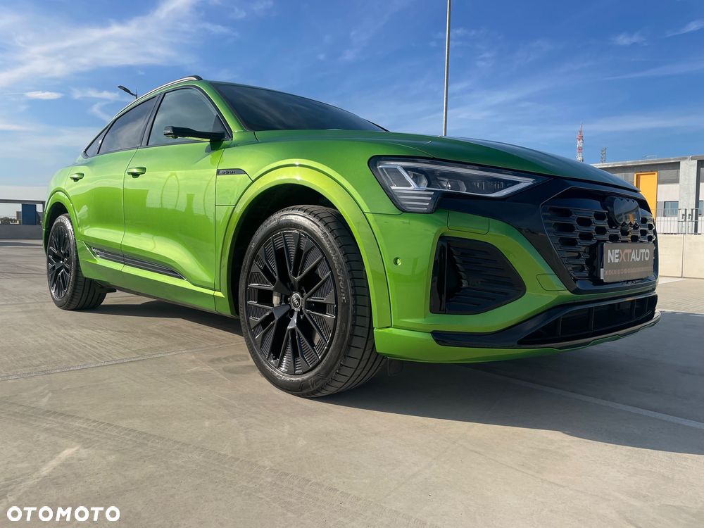 Audi Q8 Sportback e-tron - 2
