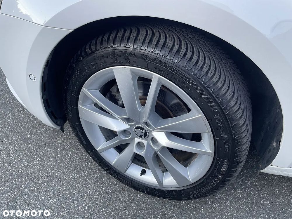Skoda Octavia 2.0 TDI 4x4 Style DSG - 37