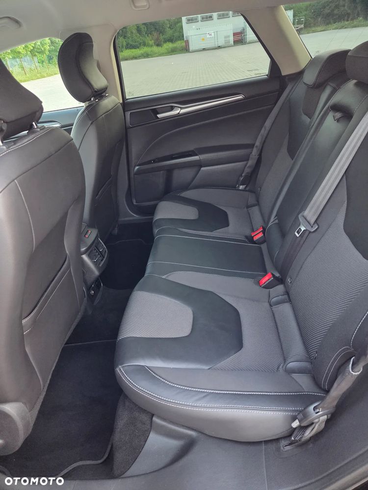 Ford Mondeo 2.0 TDCi STart-Stopp PowerShift-Aut Titanium - 7