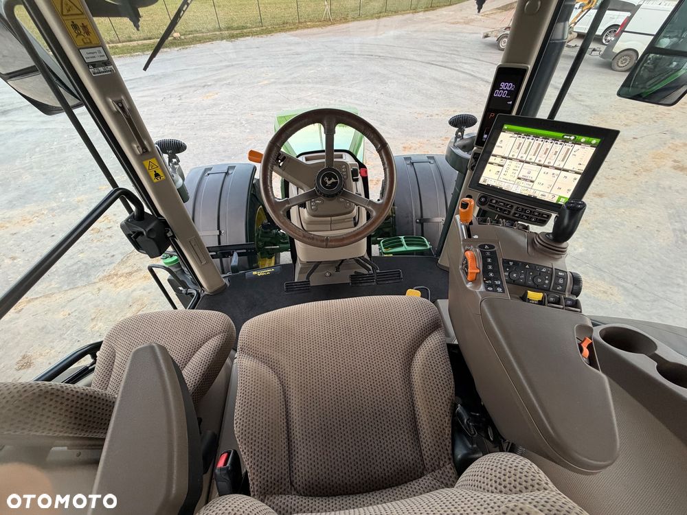 John Deere 7250R - 13