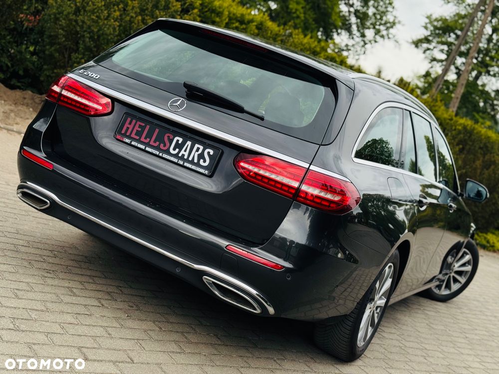 Mercedes-Benz Klasa E 200 9G-TRONIC Exclusive - 10