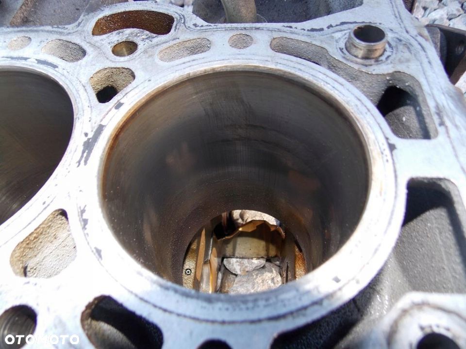 blok silnika volvo v40 s40 1,8 16V B4184S11 - 5