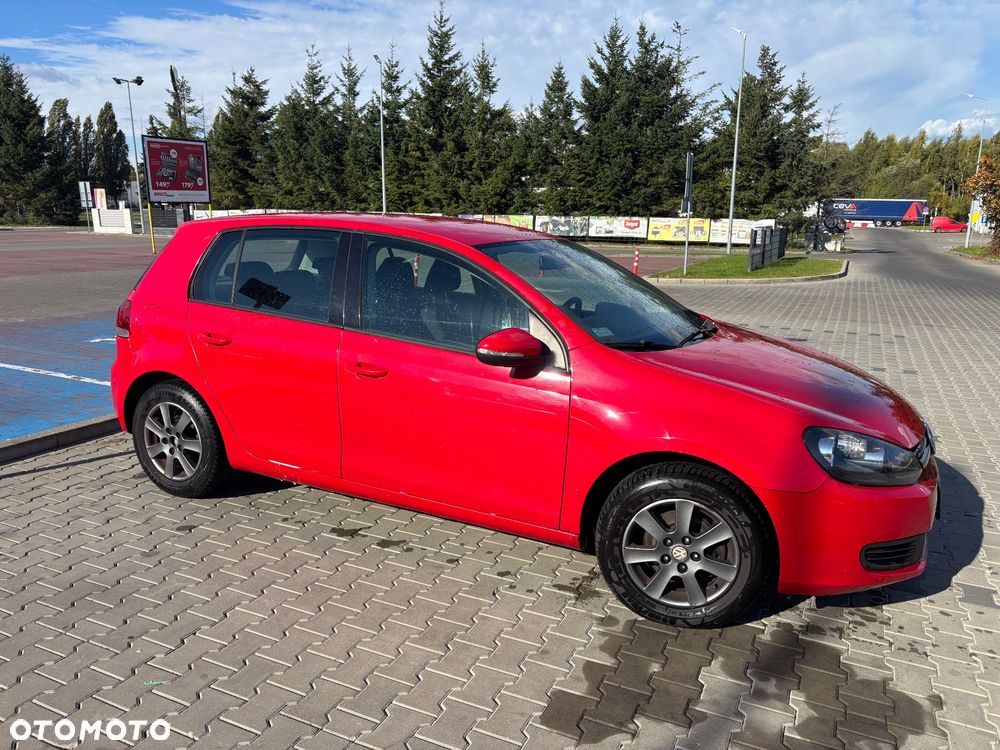Volkswagen Golf - 2
