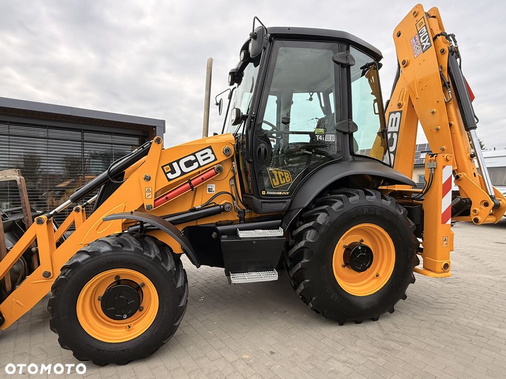 JCB 3CX CONTRACTOR - 6