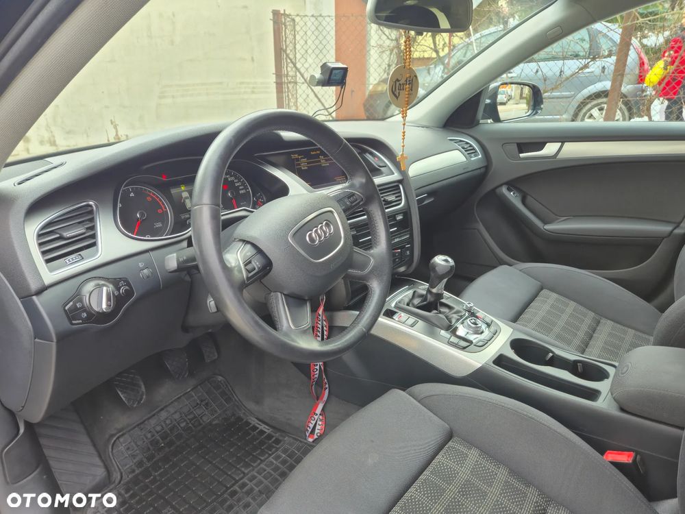 Audi A4 Avant 2.0 TDI - 20