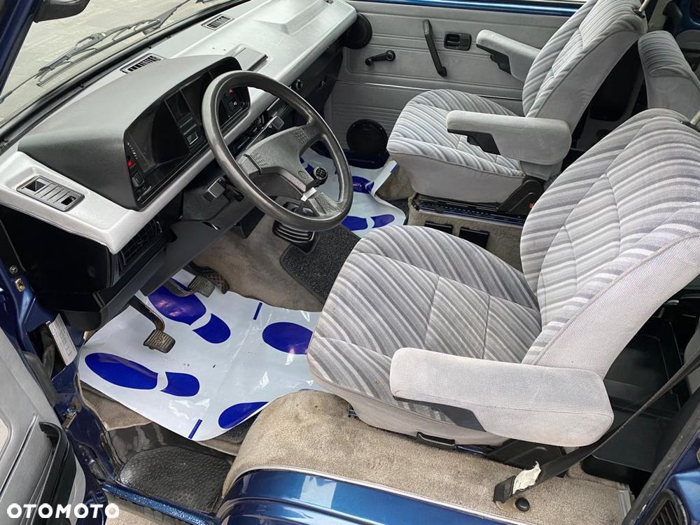 Volkswagen Transporter - 7