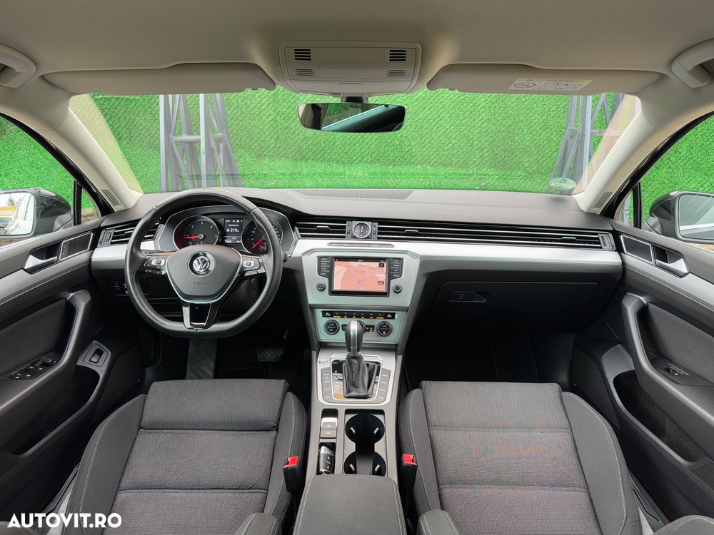 Volkswagen Passat 2.0 TDI DSG (BlueMotion Technology) Comfortline - 9