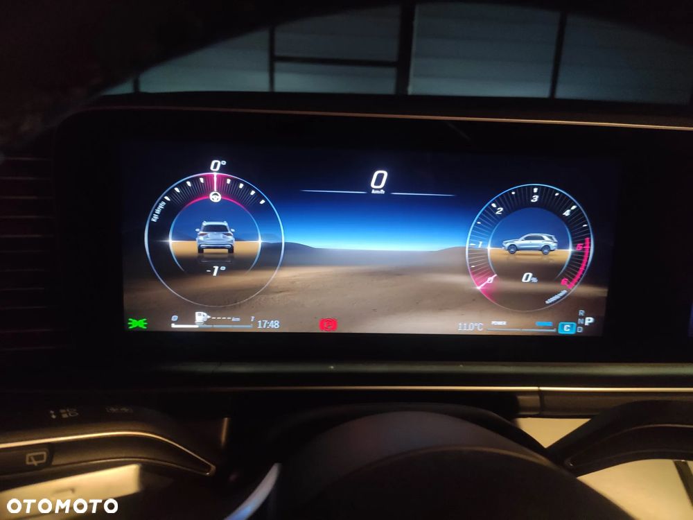 Mercedes-Benz GLE 300 d 4-Matic - 33