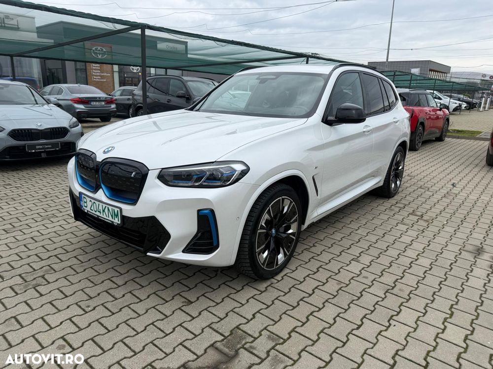 BMW iX3 Standard - 1