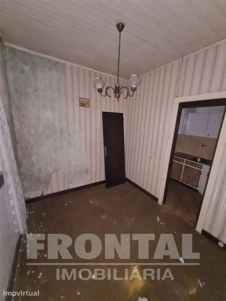 Moradia para Remodelação Total | PIP Aprovado - Grande imagem: 4/13