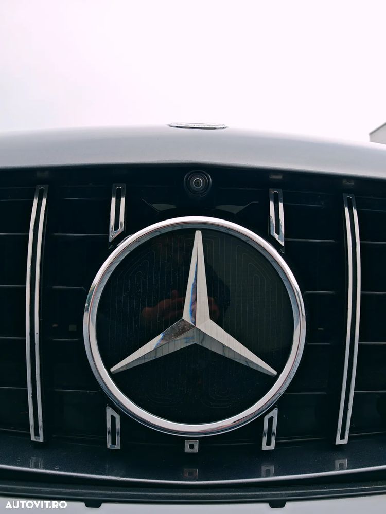 Mercedes-Benz CLS 350 d 4MATIC Aut - 30