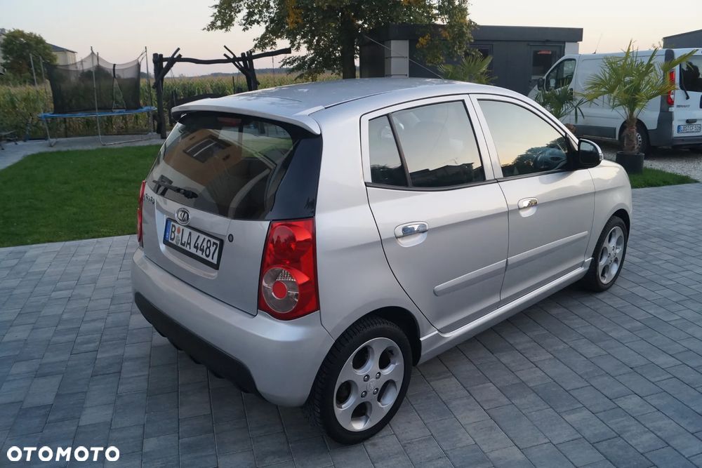 Kia Picanto - 3