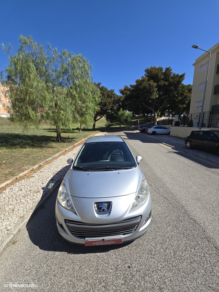 Peugeot 207 - 37