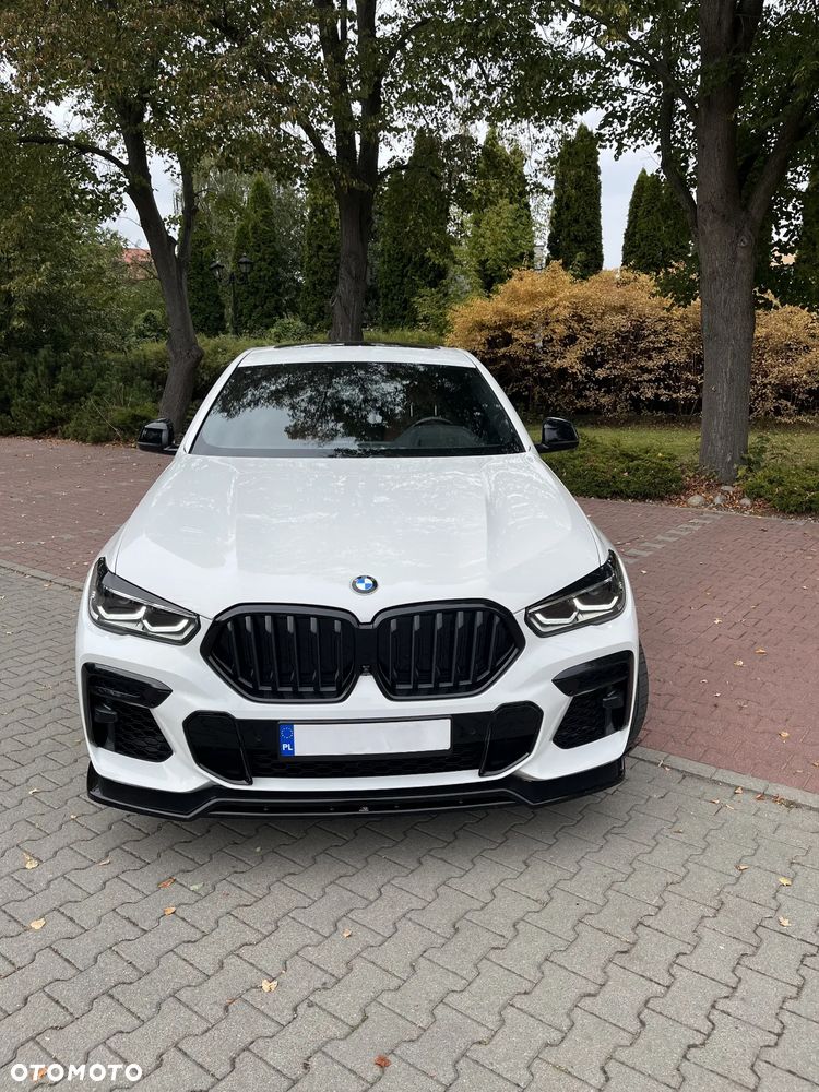 BMW X6 xDrive40i - 8