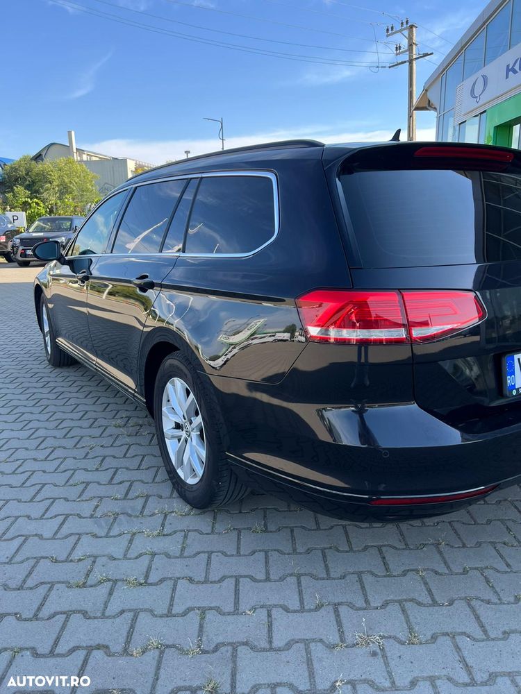 Volkswagen Passat 2.0 TDI DSG (BlueMotion Technology) Comfortline - 4