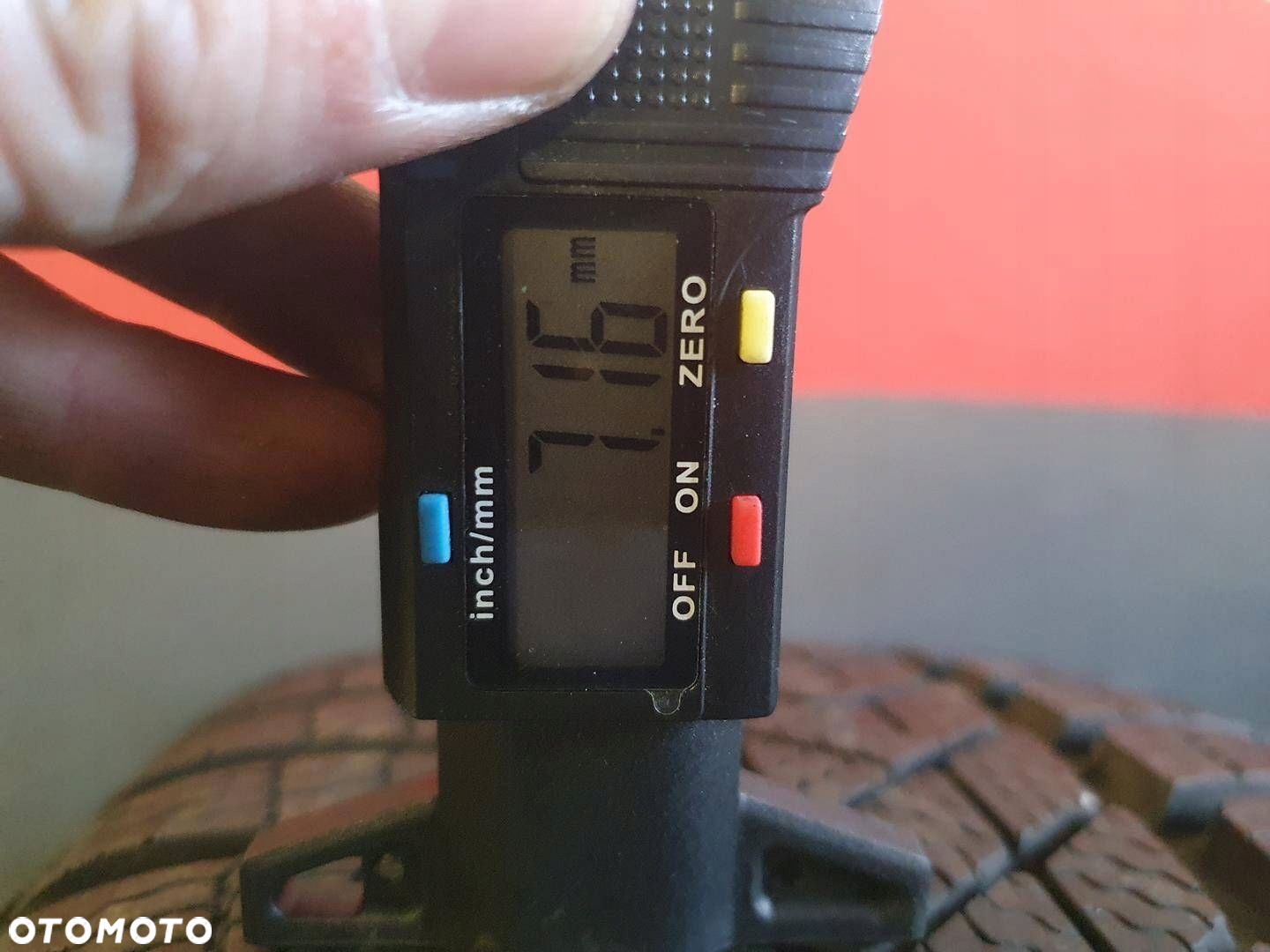 225/55R17 Pirelli Sottozero 3 opona pojedynka zima 7,1mm - 3