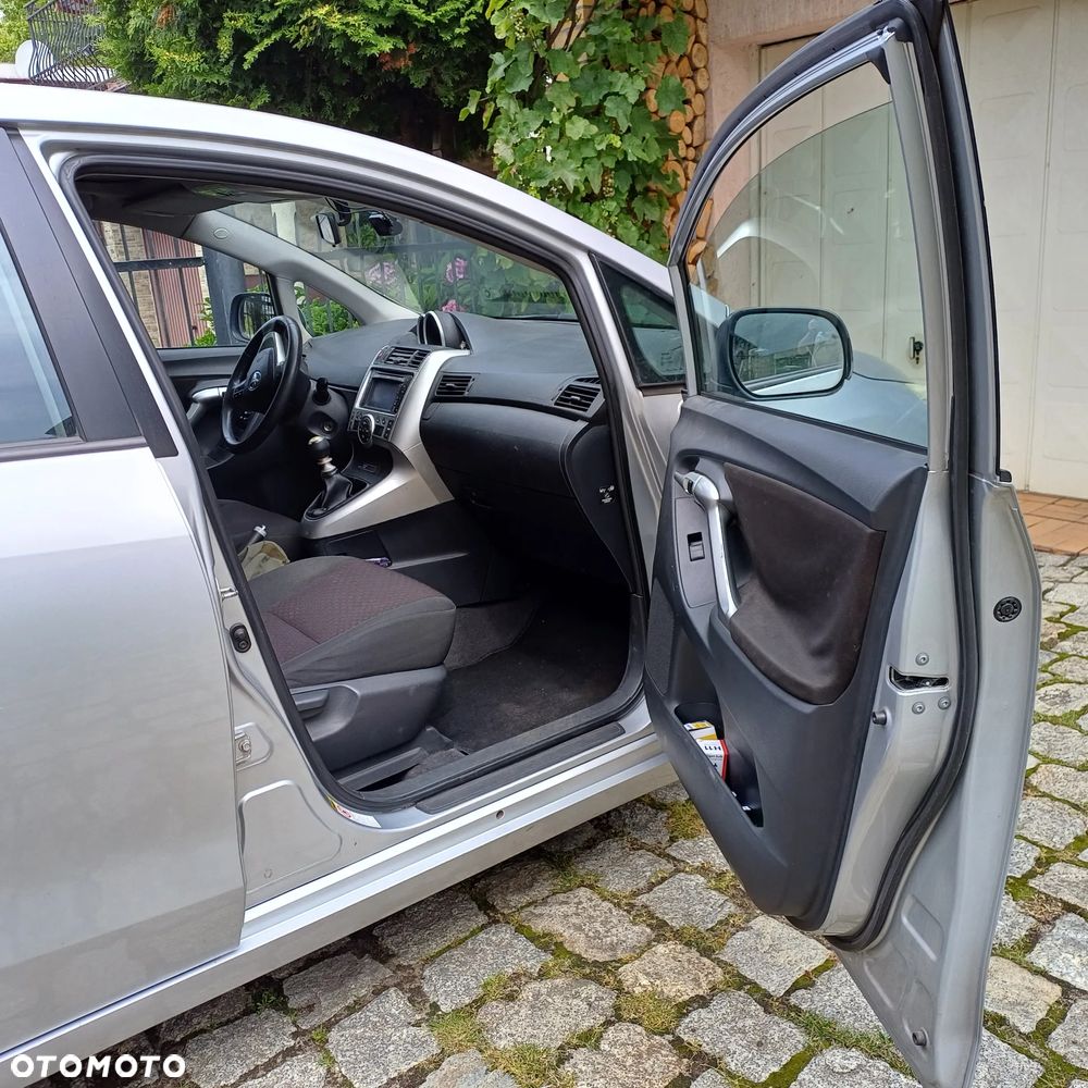 Toyota Verso 2.0 D-4D - 6