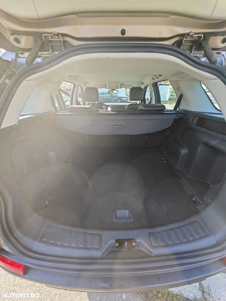 Land Rover Discovery Sport 2.0 l TD4 HSE - 5