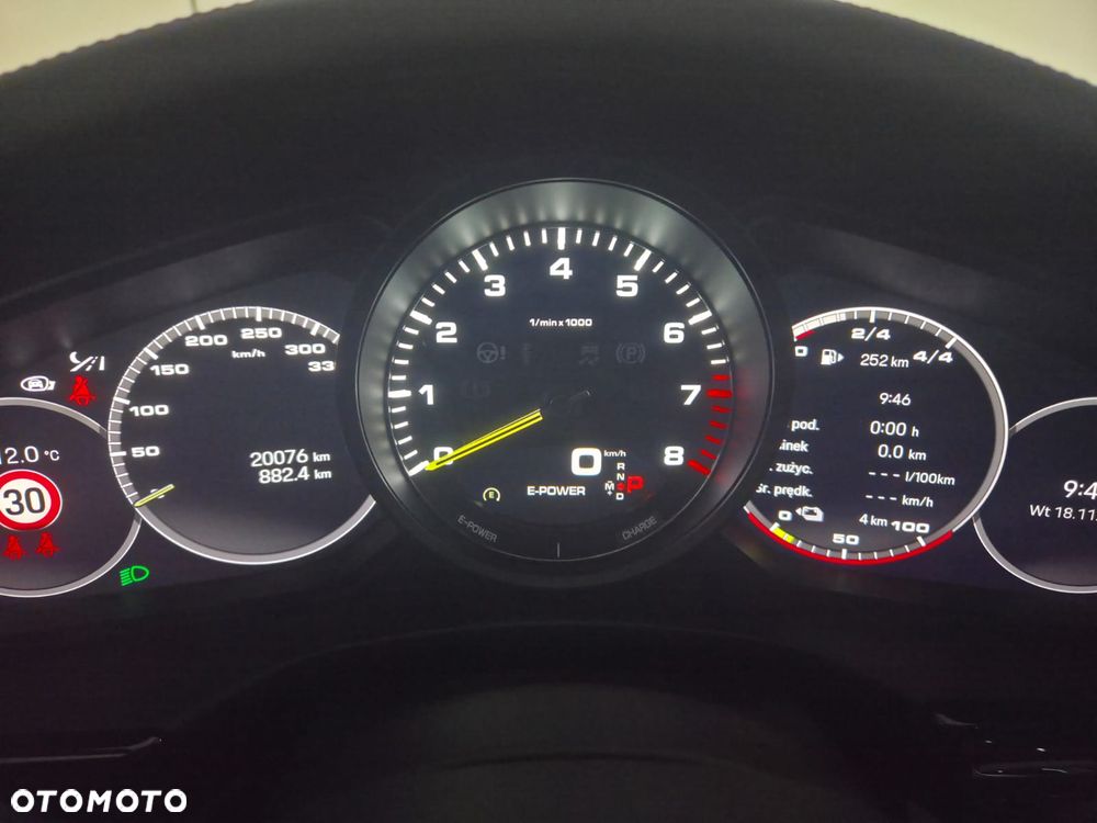 Porsche Panamera - 11