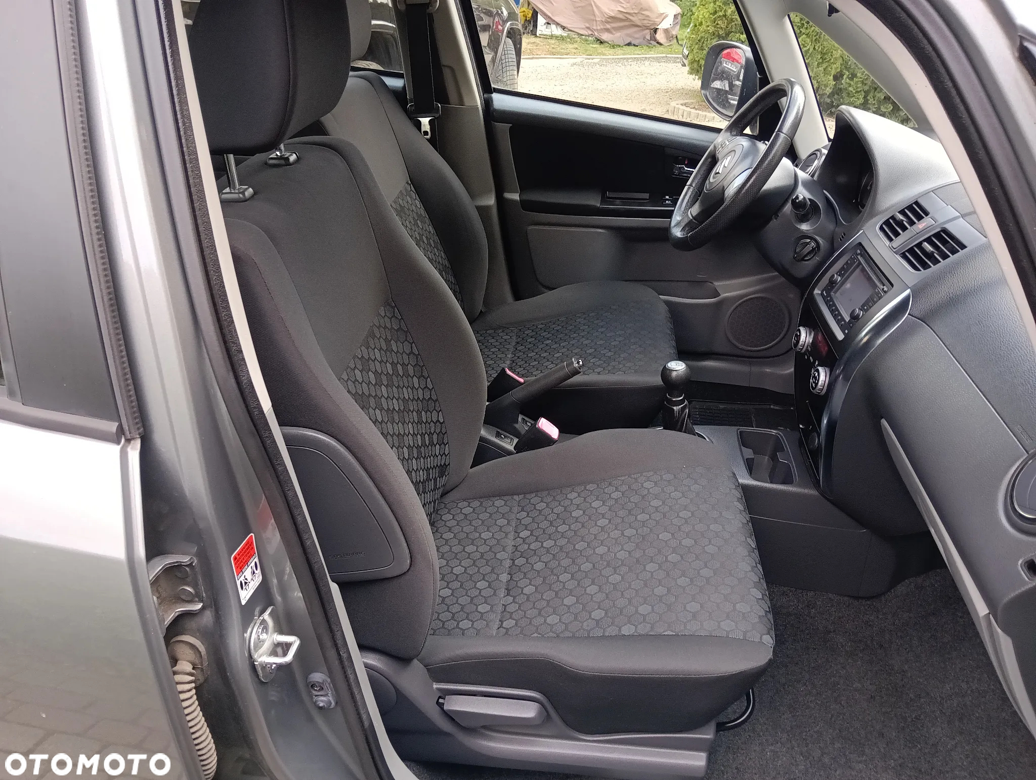 Suzuki SX4 1.6 VVT 4x4 Style - 16