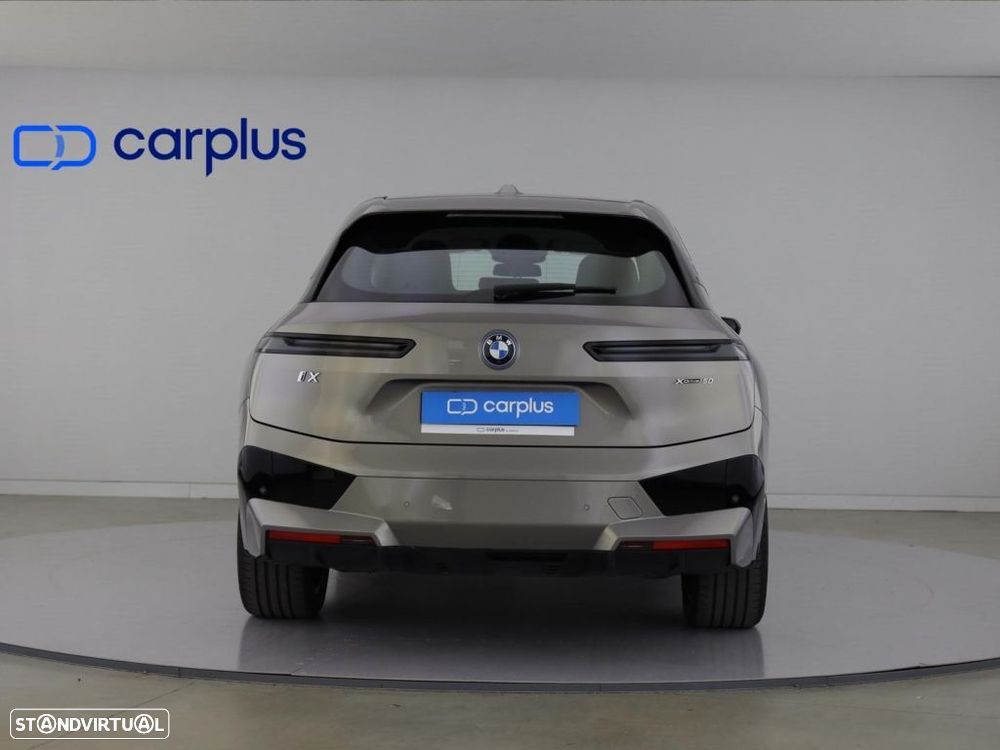 BMW iX xDrive 50 - 6