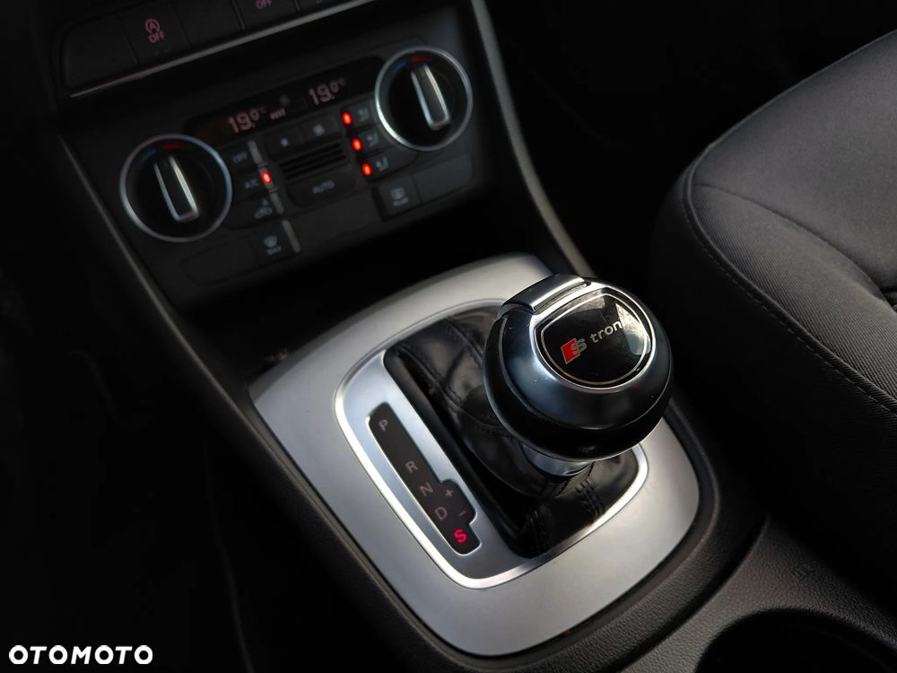 Audi Q3 2.0 TDI Sport S tronic - 29