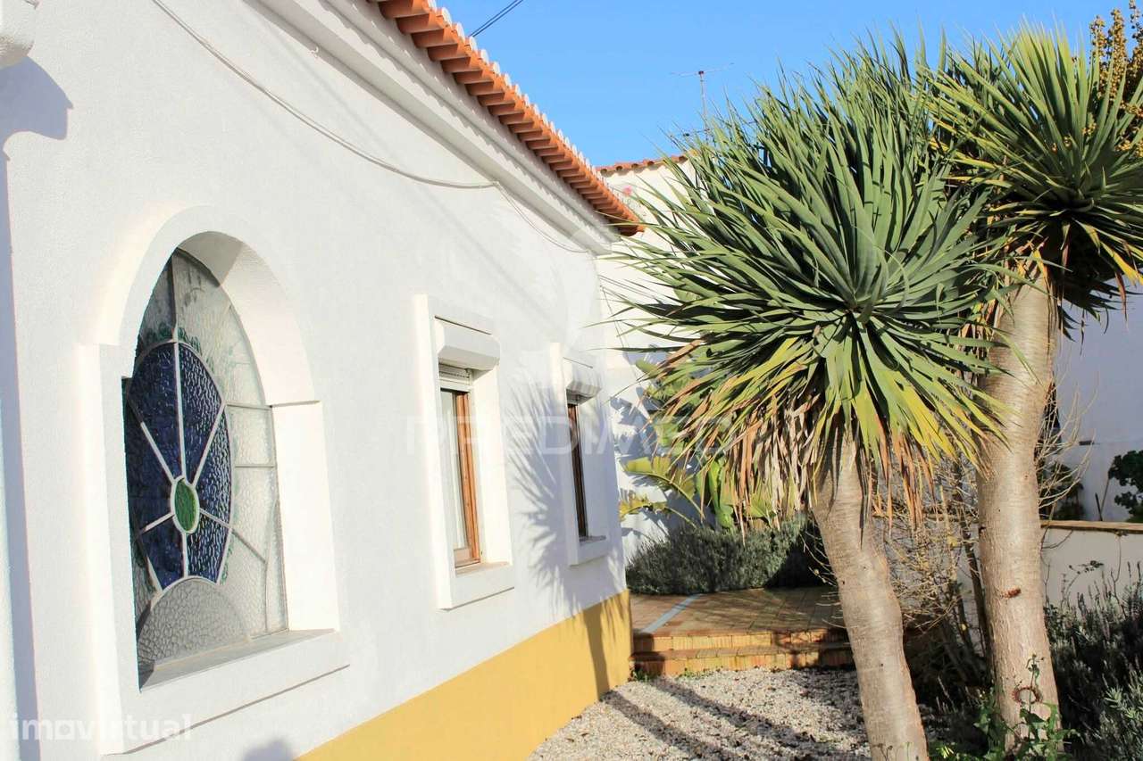 Moradia T2 Recuperada com Jardim, Centro Santiago do Cacém. - Grande imagem: 3/22