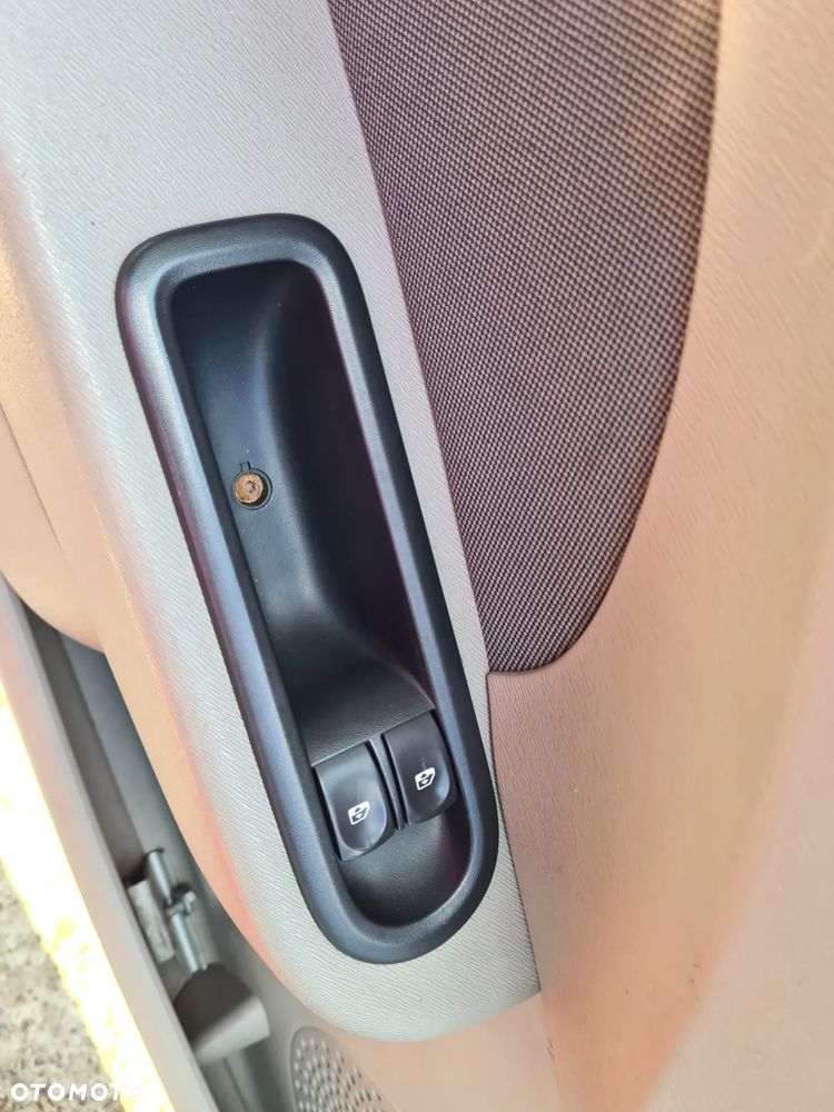 Renault Twingo - 8