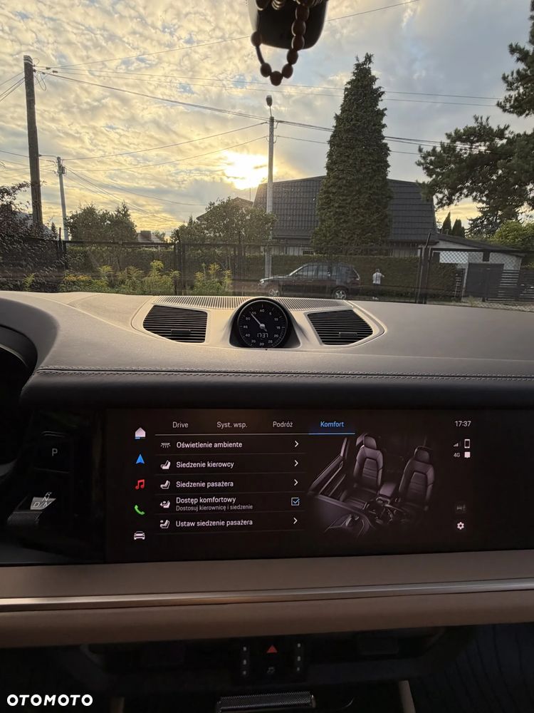Porsche Cayenne E-Hybrid PHEV - 36