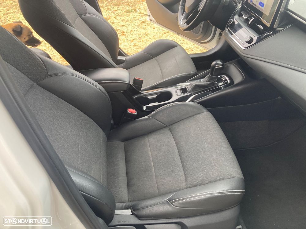 Toyota Corolla - 13
