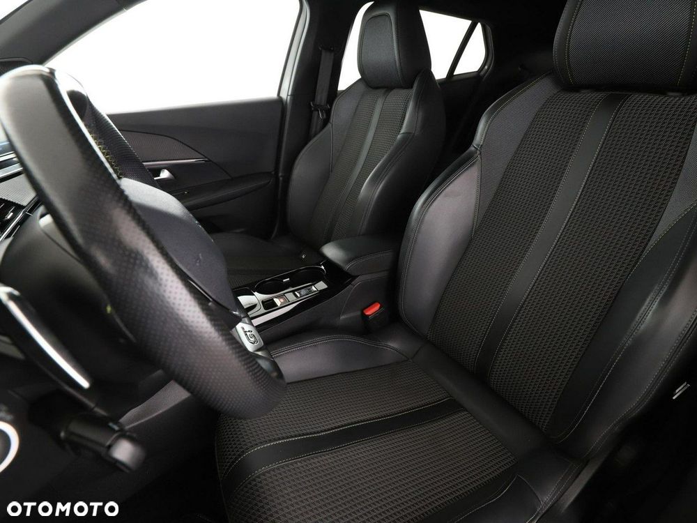 Peugeot 2008 1.2 PureTech GT Line S&S EAT8 - 13